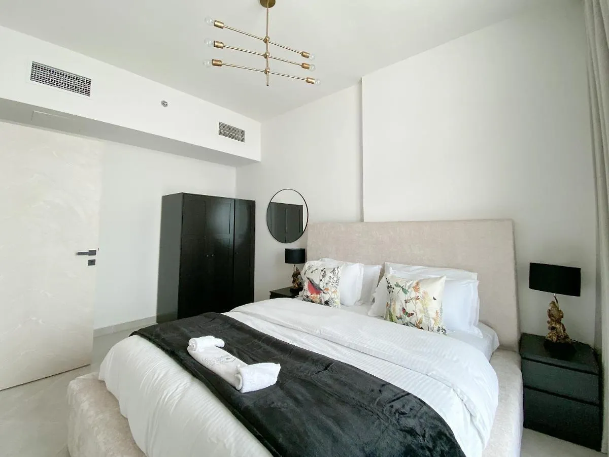 Trophy - Hilltop Hideaway Suite Dubai 0*,