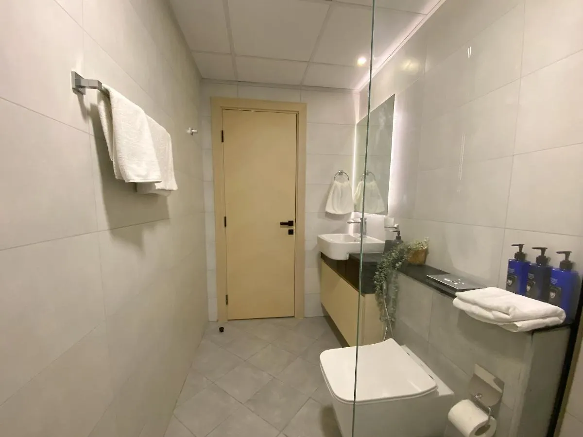 Trophy - Hilltop Hideaway Suite Dubai United Arab Emirates