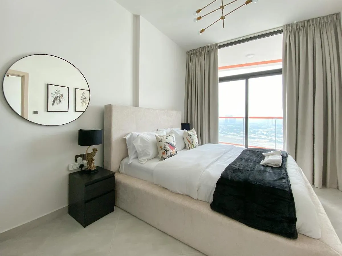 Apartment Trophy - Hilltop Hideaway Suite Dubai